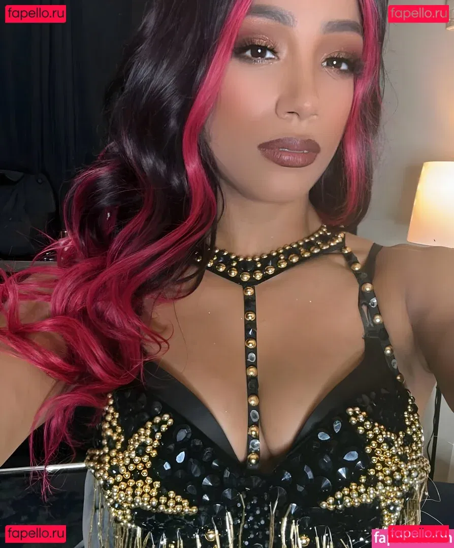 Sasha Banks Onlyfans Photo Gallery 