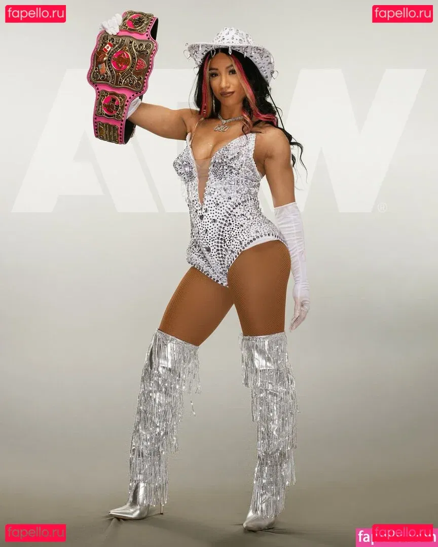 Sasha Banks Onlyfans Photo Gallery 