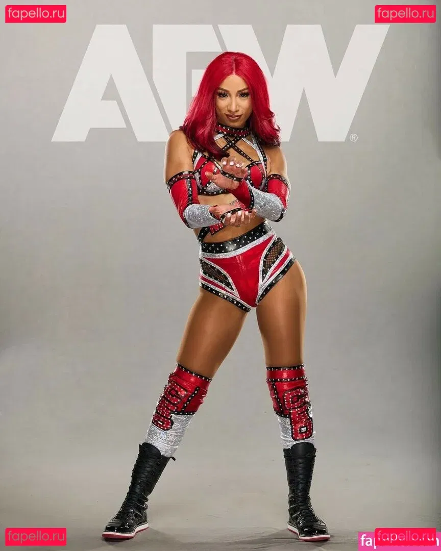 Sasha Banks Onlyfans Photo Gallery 