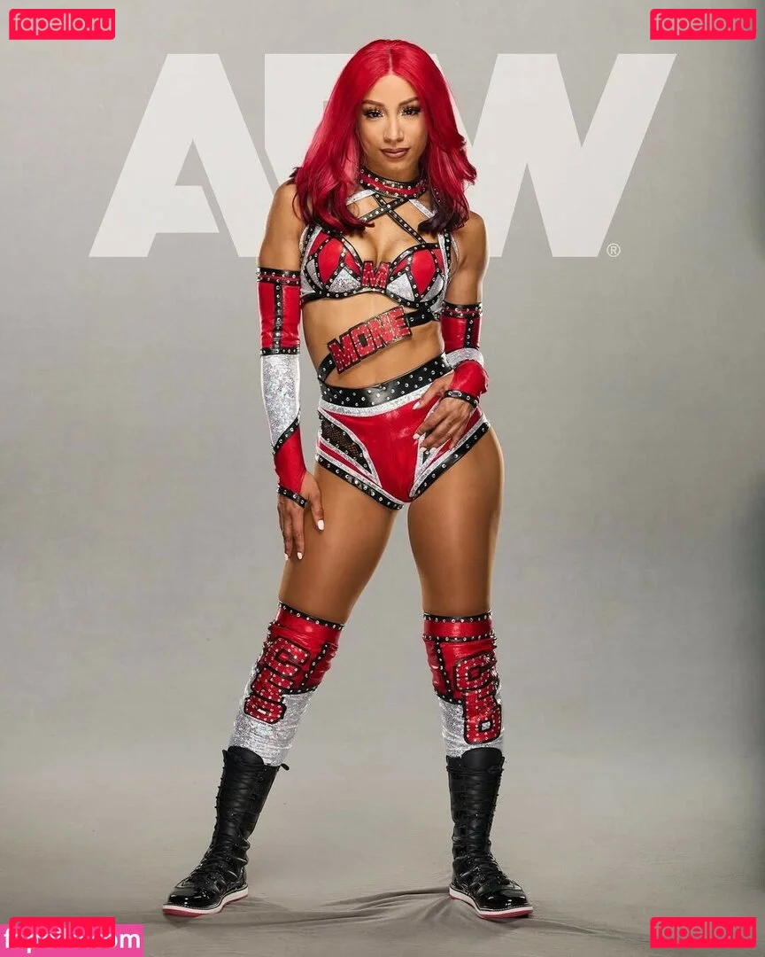 Sasha Banks Onlyfans Photo Gallery 