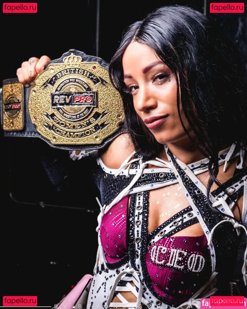 Sasha Banks Onlyfans Photo Gallery 