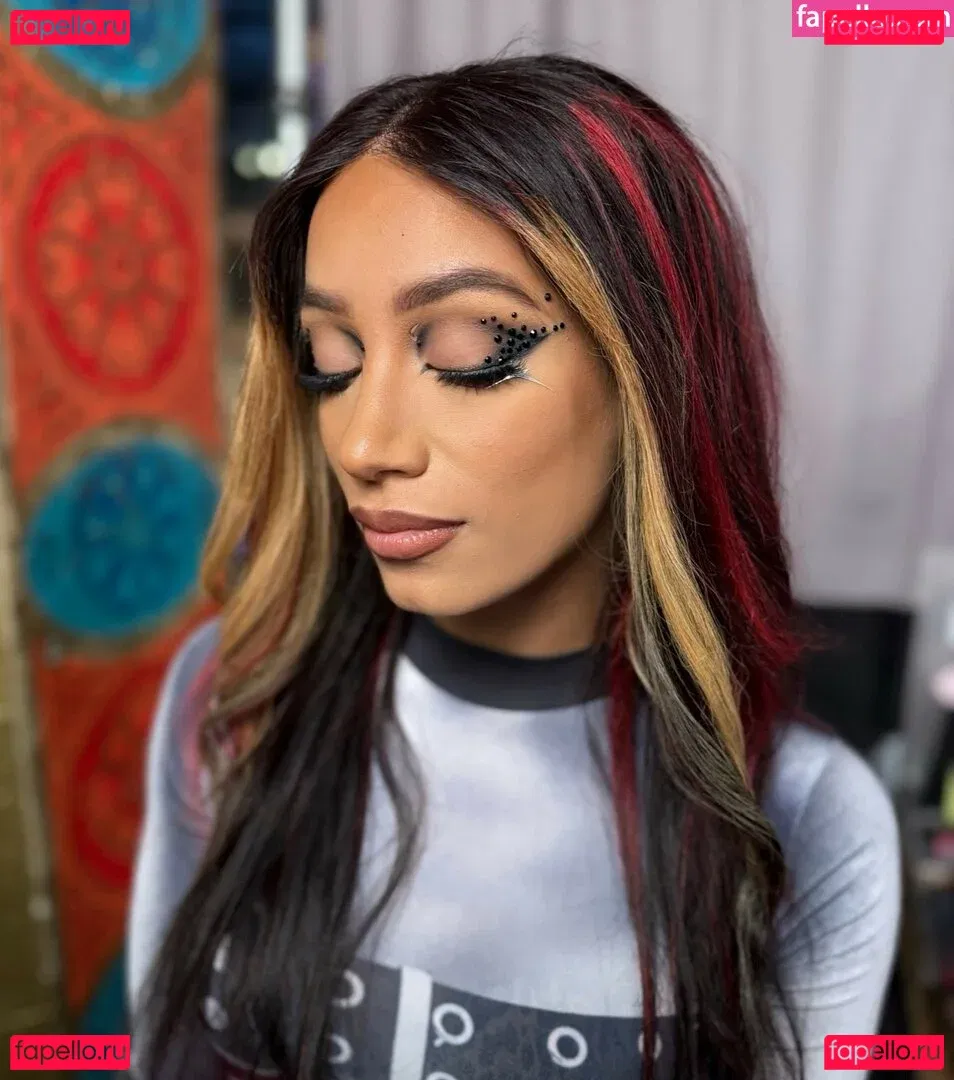 Sasha Banks Onlyfans Photo Gallery 