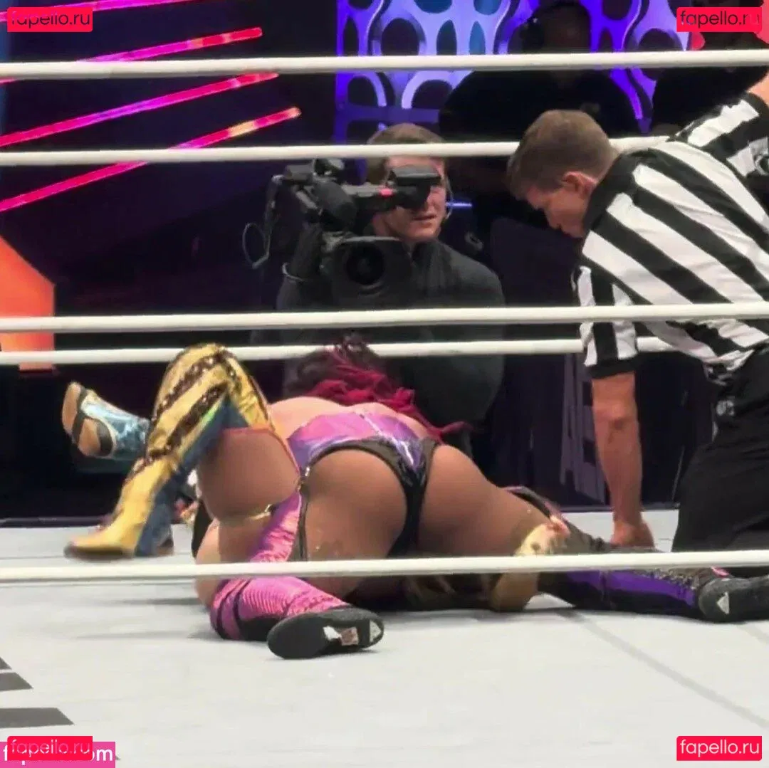 Sasha Banks Onlyfans Photo Gallery 