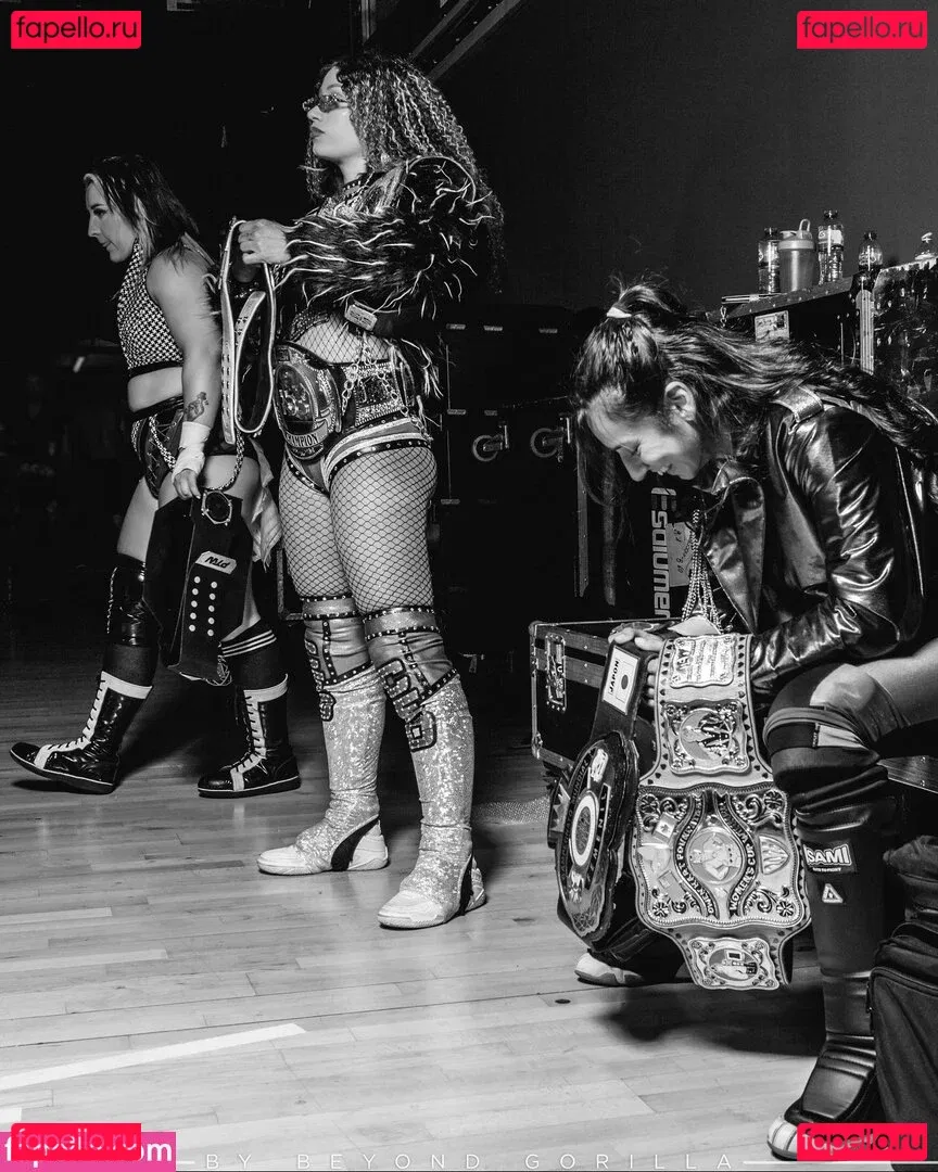 Sasha Banks Onlyfans Photo Gallery 