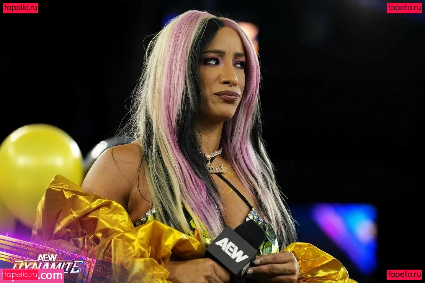 Sasha Banks Onlyfans Photo Gallery 