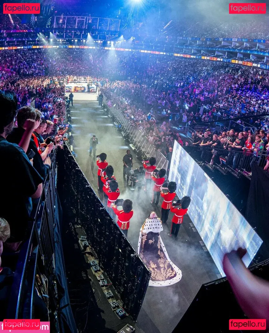 Sasha Banks Onlyfans Photo Gallery 