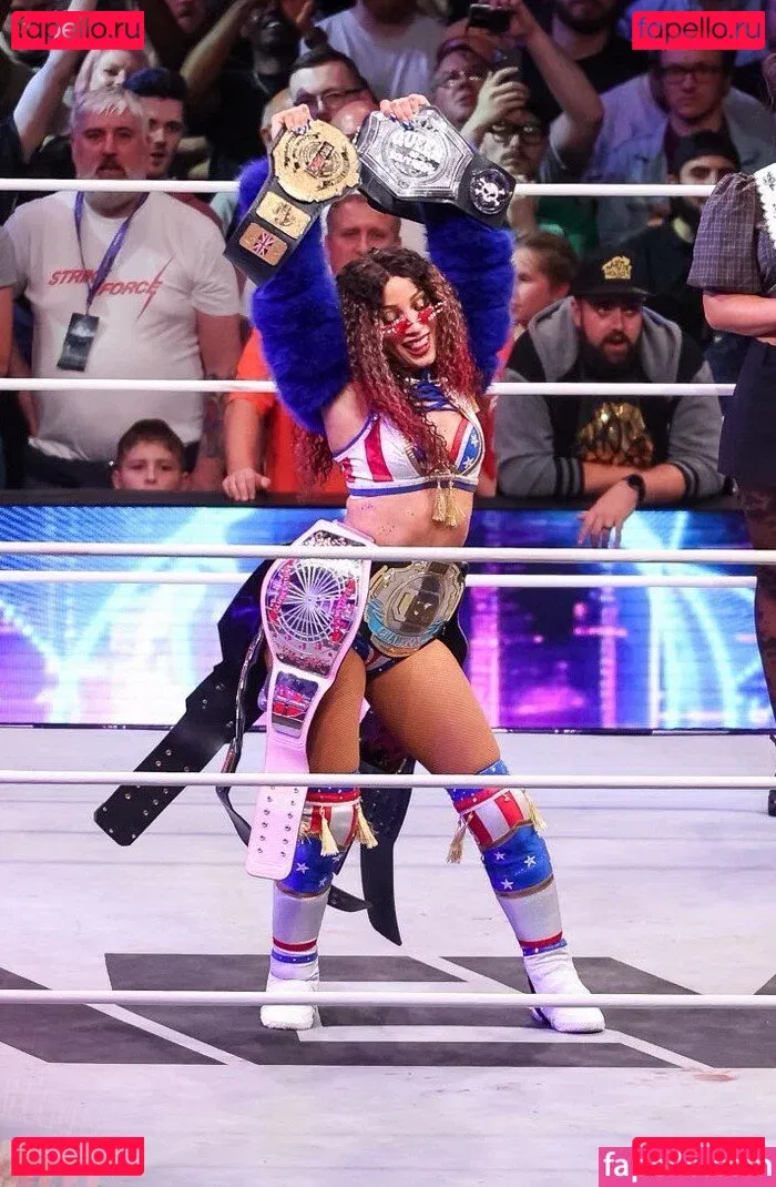 Sasha Banks Onlyfans Photo Gallery 