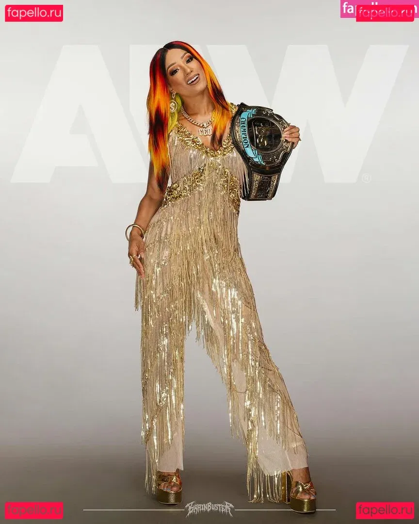 Sasha Banks Onlyfans Photo Gallery 