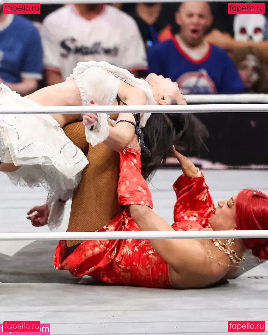 Sasha Banks Onlyfans Photo Gallery 