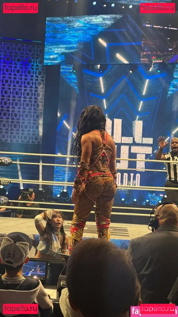 Sasha Banks Onlyfans Photo Gallery 