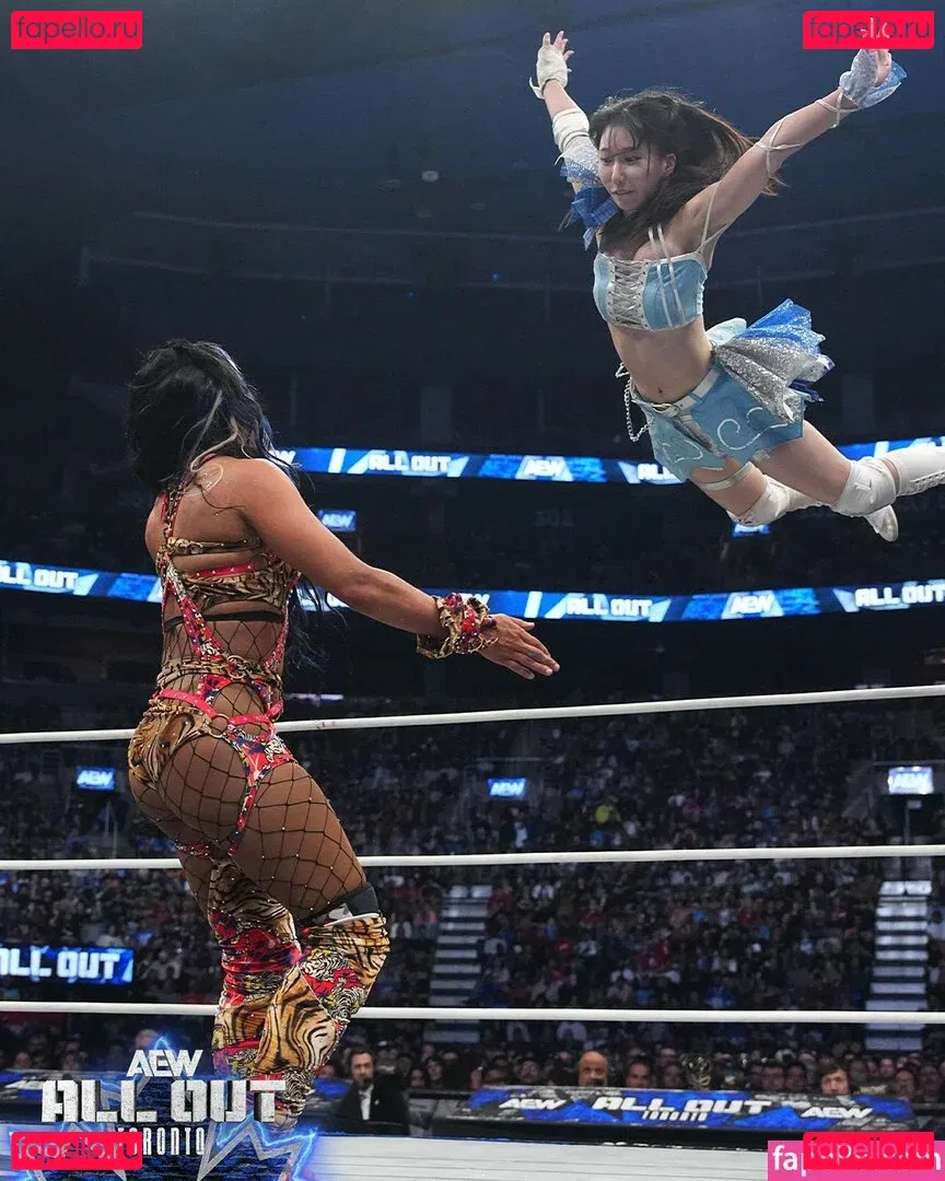 Sasha Banks Onlyfans Photo Gallery 