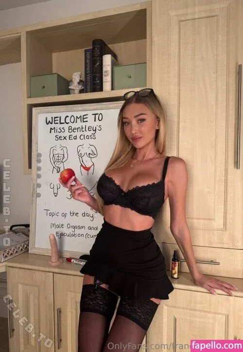 francesbentley Onlyfans Photo Gallery 