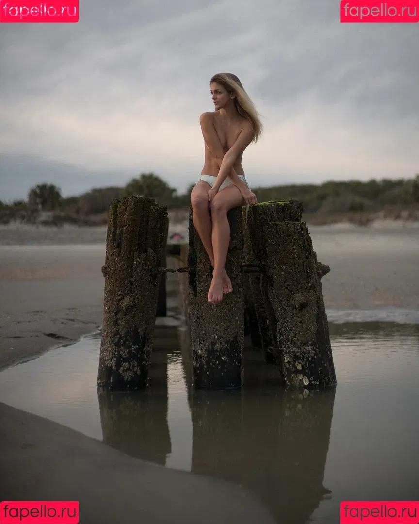 heydarling.co Onlyfans Photo Gallery 