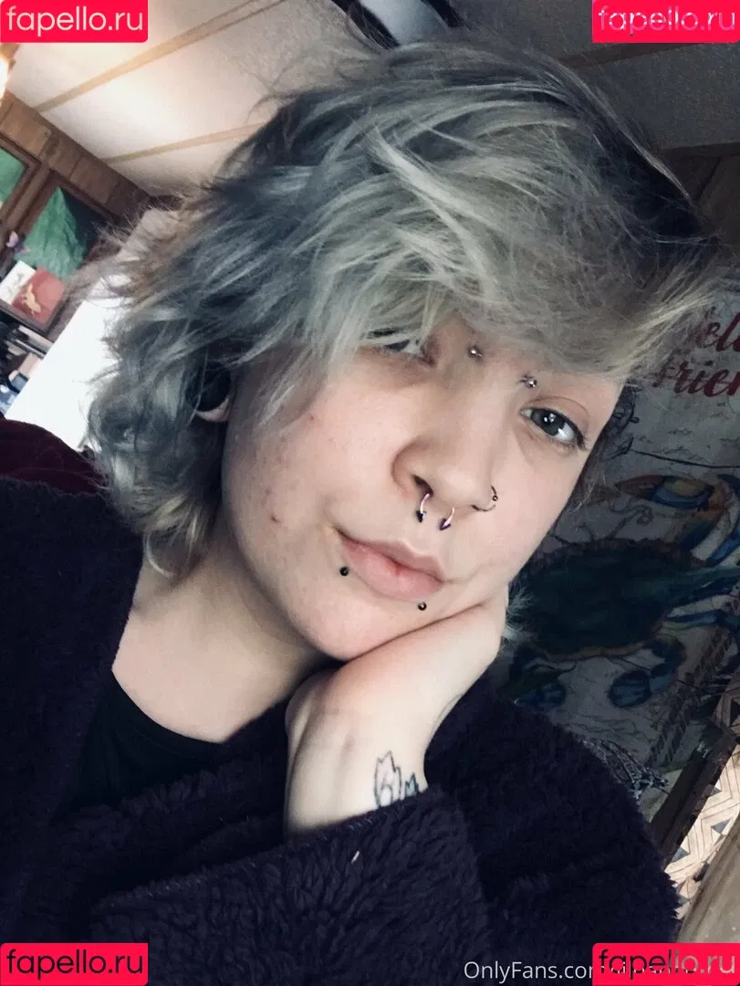 lilbaphomet Onlyfans Photo Gallery 