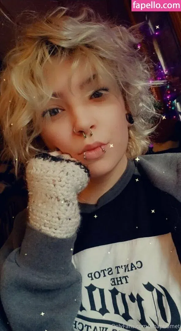 lilbaphomet Onlyfans Photo Gallery 