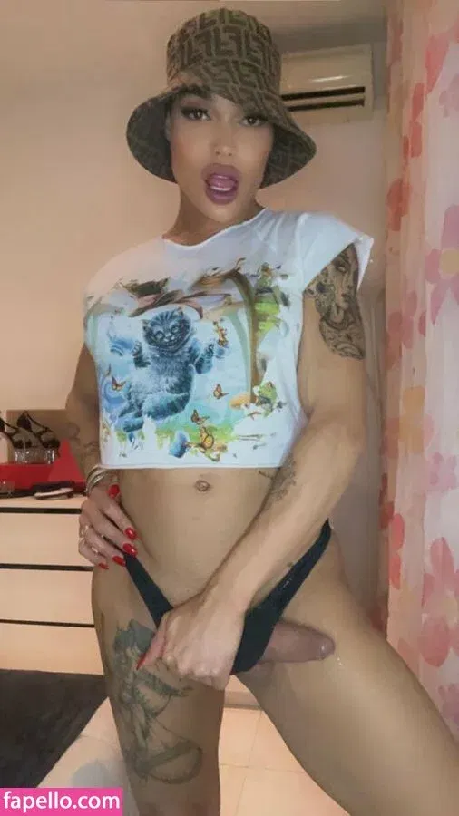 mayagoeswild Onlyfans Photo Gallery 