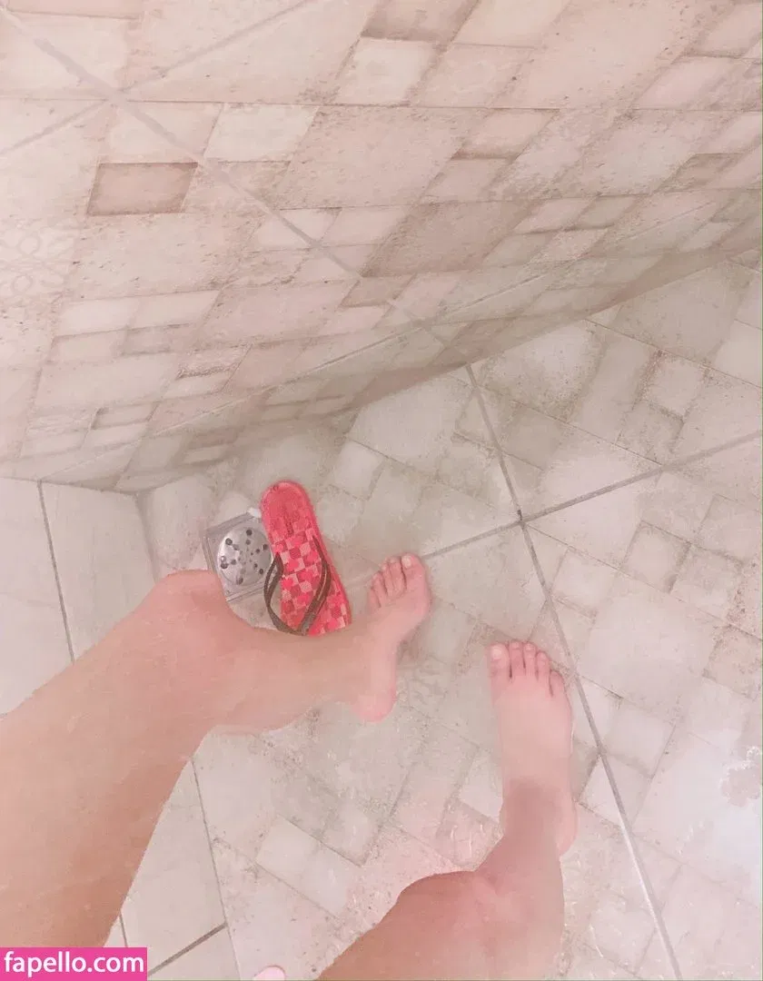 madena_ Onlyfans Photo Gallery 