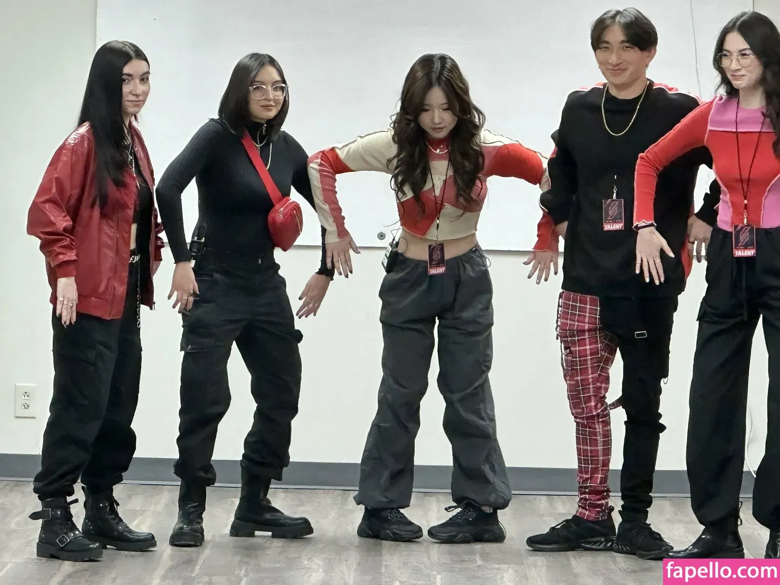 madena_ Onlyfans Photo Gallery 