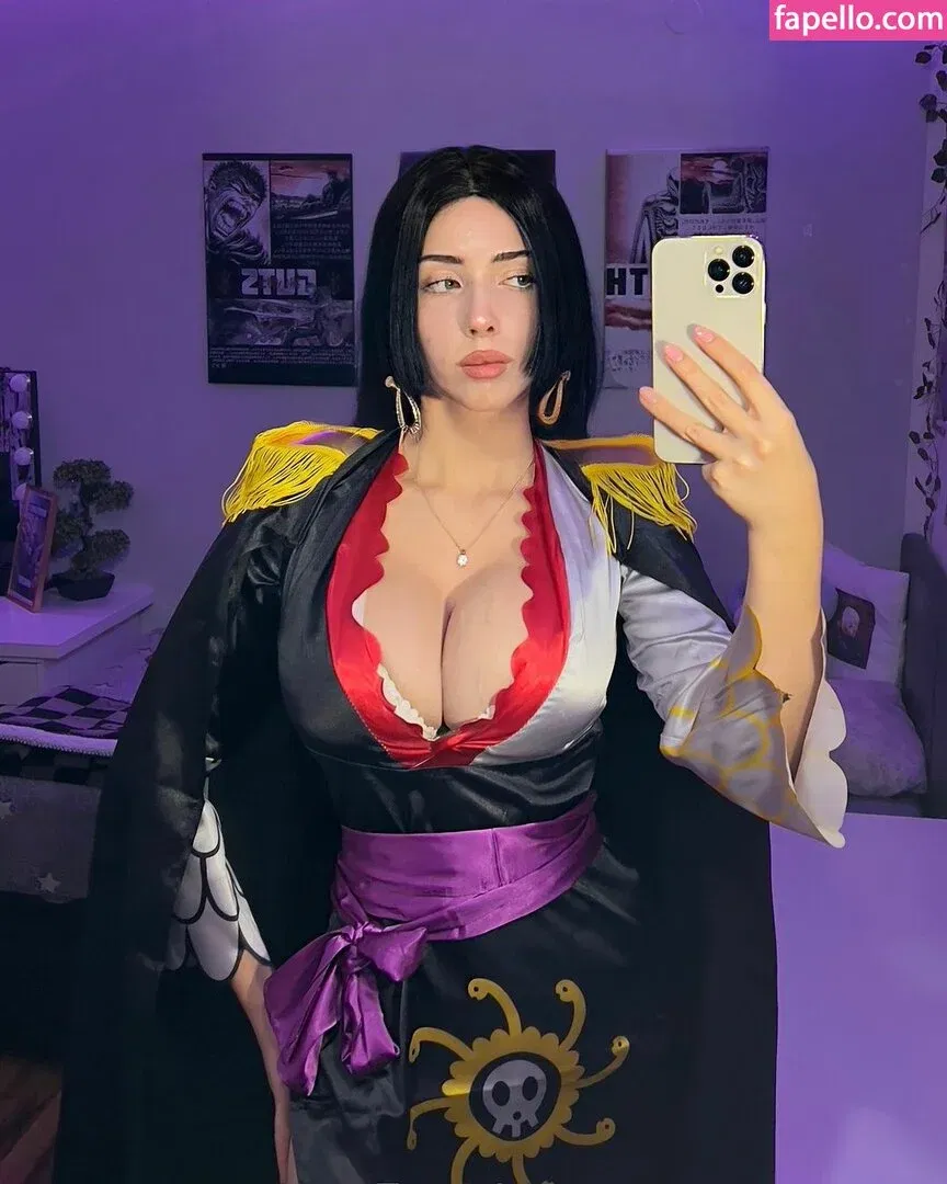 Elisa Denisee Onlyfans Photo Gallery 