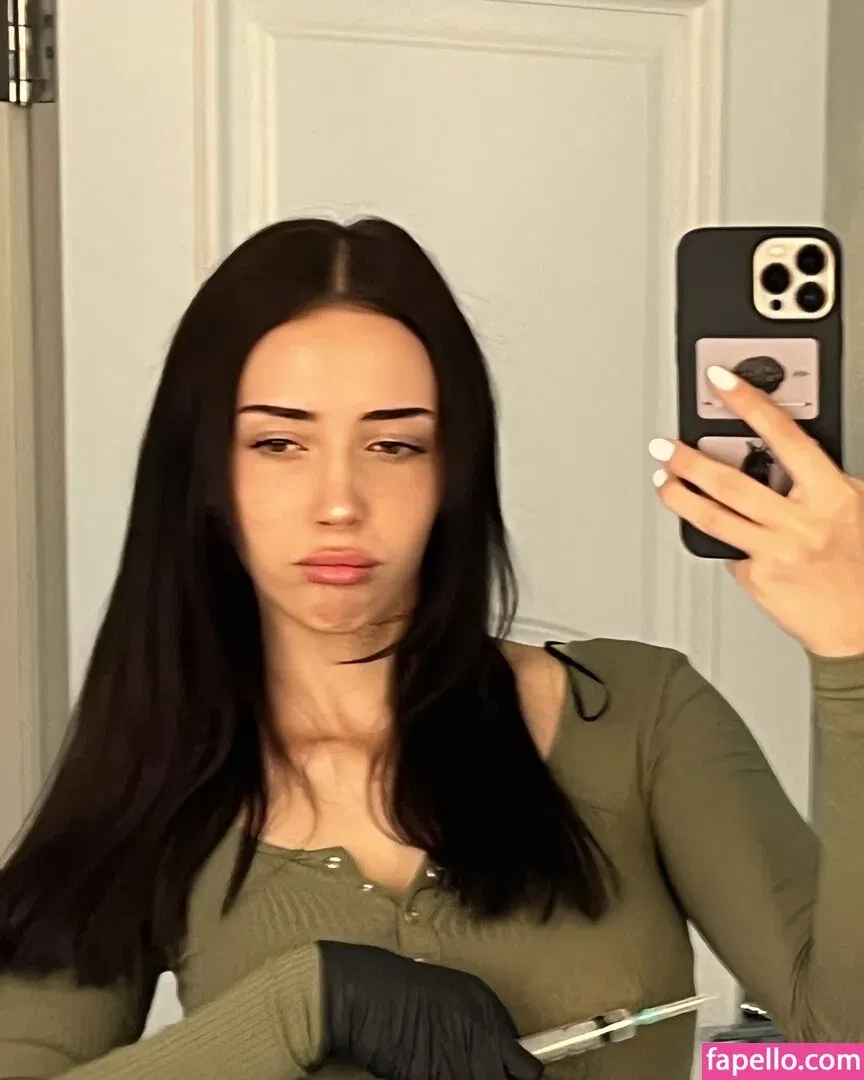 Elisa Denisee Onlyfans Photo Gallery 