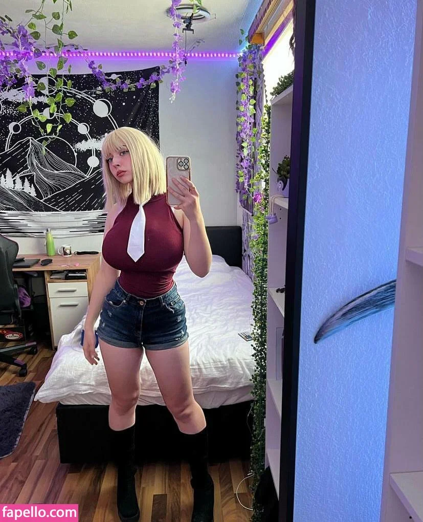 Elisa Denisee Onlyfans Photo Gallery 