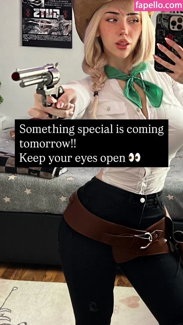 Elisa Denisee Onlyfans Photo Gallery 