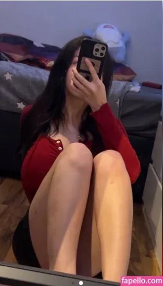 Elisa Denisee Onlyfans Photo Gallery 