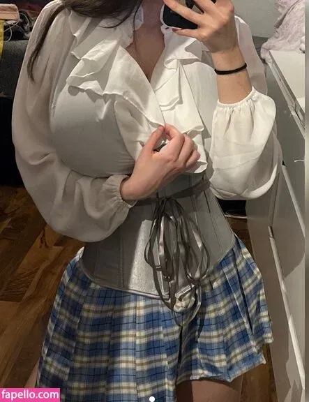 Elisa Denisee Onlyfans Photo Gallery 