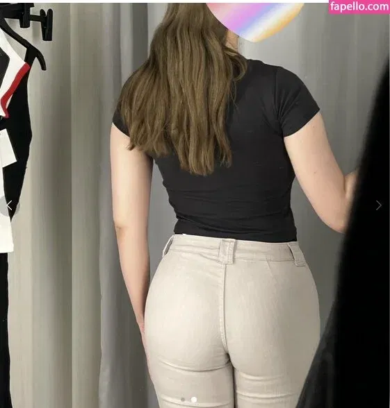 Elisa Denisee Onlyfans Photo Gallery 