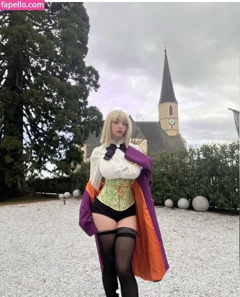 Elisa Denisee Onlyfans Photo Gallery 