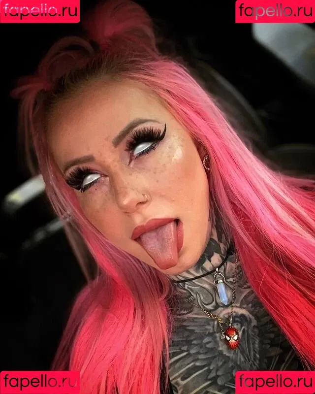 Zombieprinzessin Onlyfans Photo Gallery 