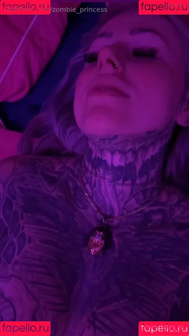 Zombieprinzessin Onlyfans Photo Gallery 