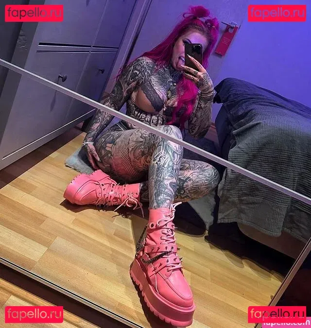 Zombieprinzessin Onlyfans Photo Gallery 