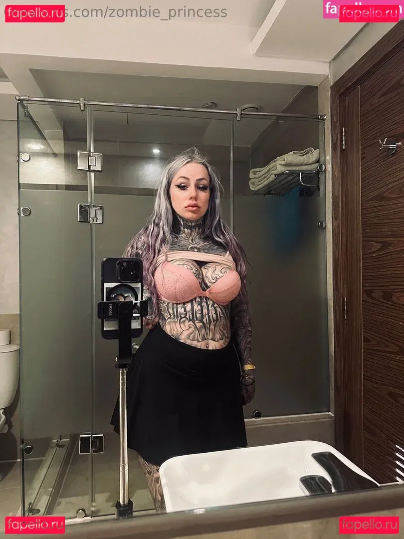 Zombieprinzessin Onlyfans Photo Gallery 