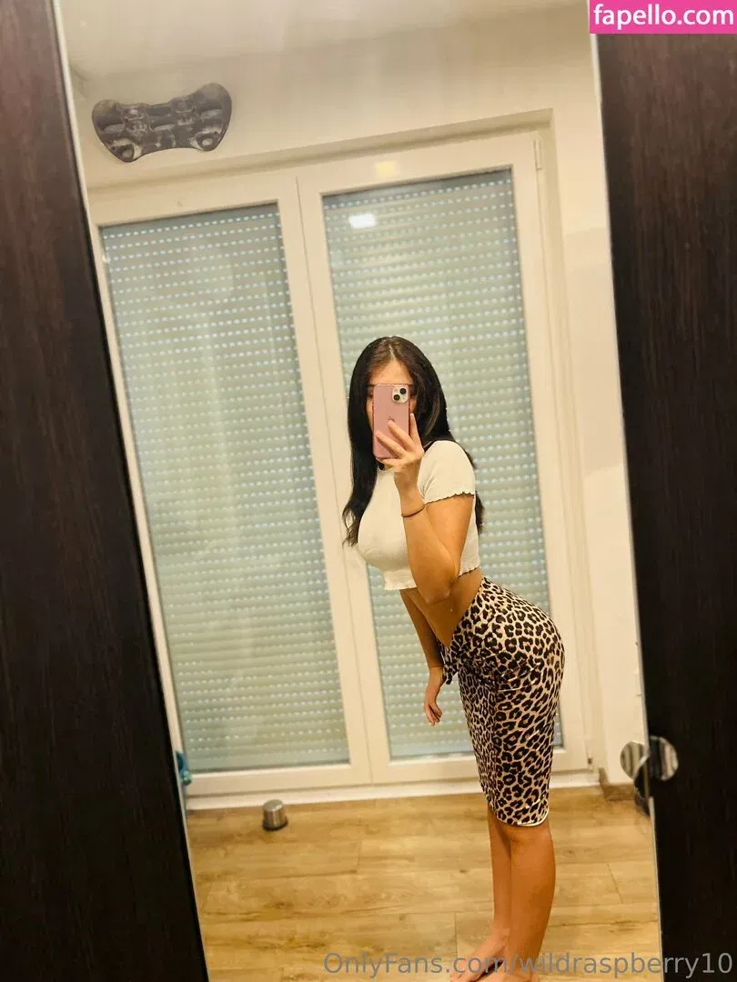 Wild Raspberry10 Onlyfans Photo Gallery 