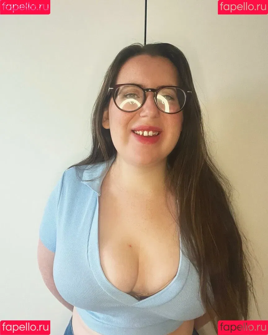Tamzinisanerd Onlyfans Photo Gallery 