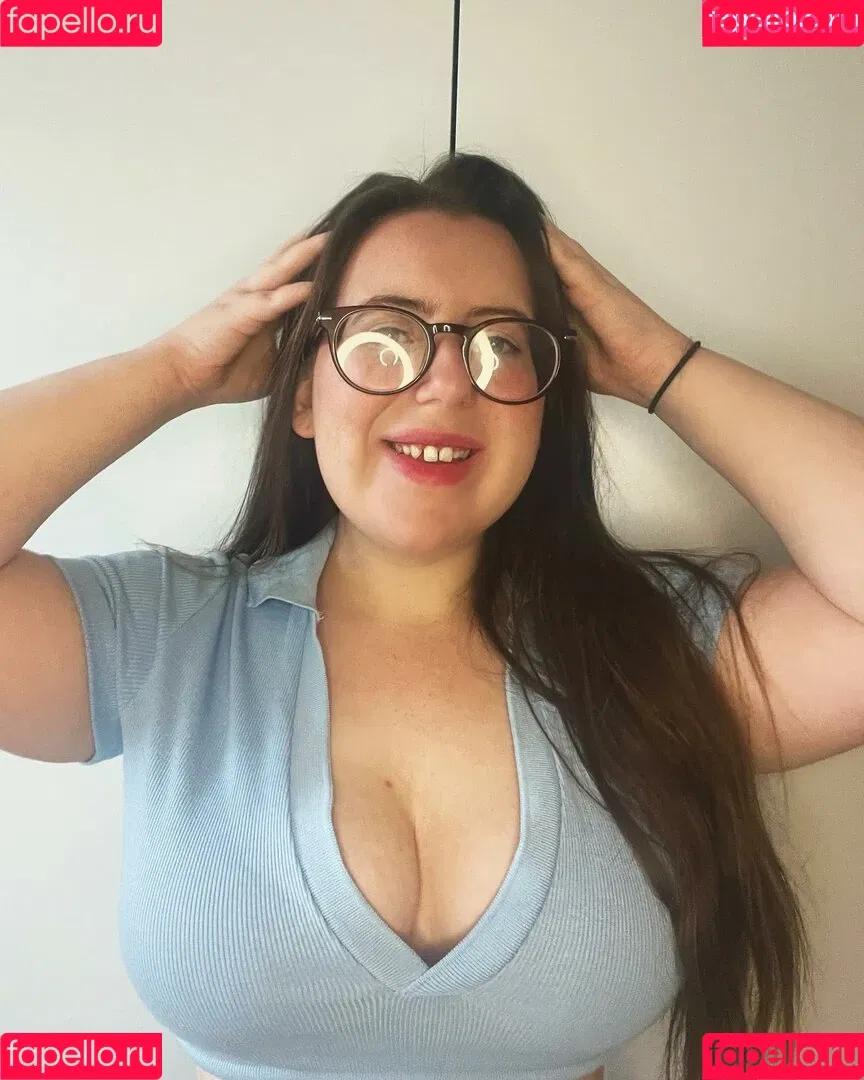 Tamzinisanerd Onlyfans Photo Gallery 