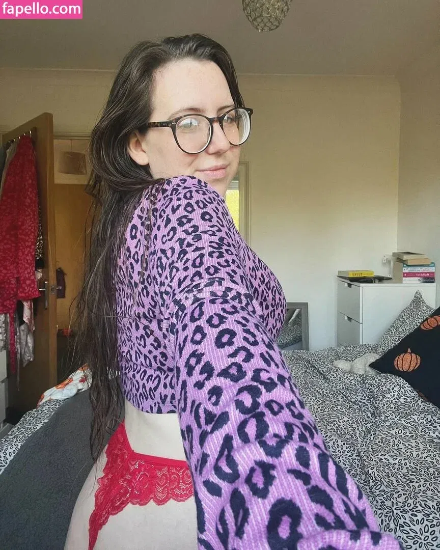 Tamzinisanerd Onlyfans Photo Gallery 