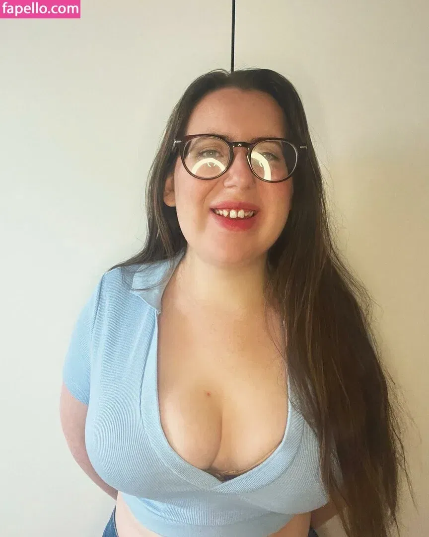 Tamzinisanerd Onlyfans Photo Gallery 