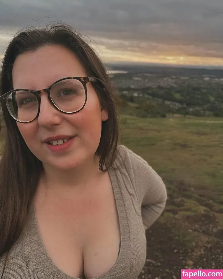 Tamzinisanerd Onlyfans Photo Gallery 