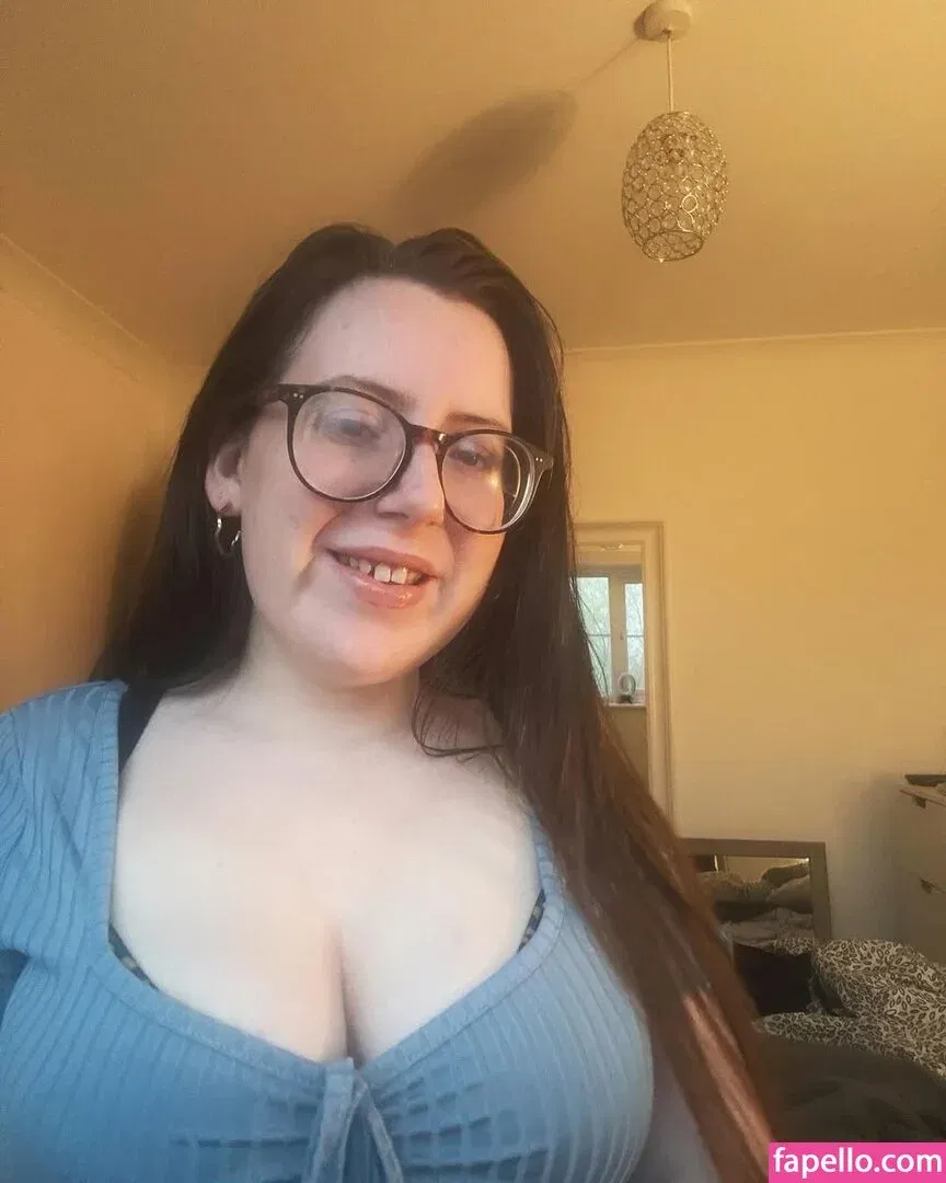 Tamzinisanerd Onlyfans Photo Gallery 