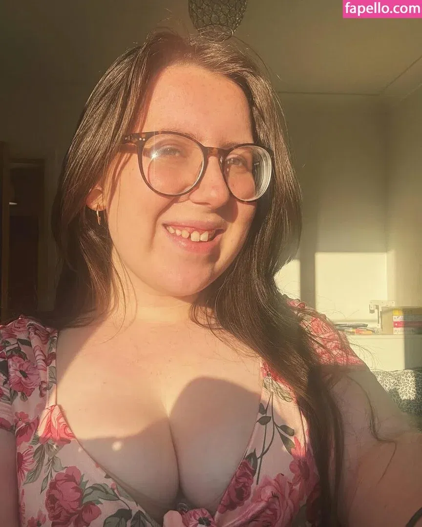 Tamzinisanerd Onlyfans Photo Gallery 