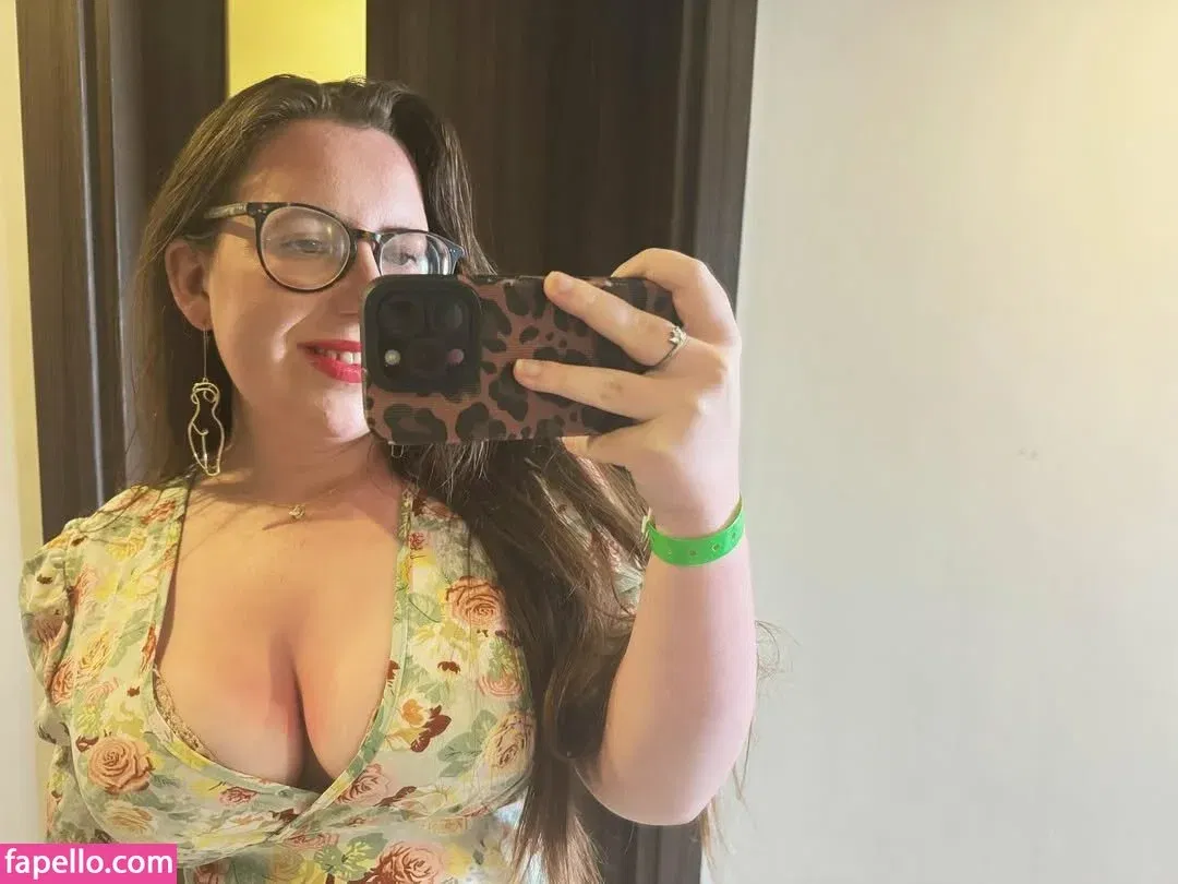 Tamzinisanerd Onlyfans Photo Gallery 