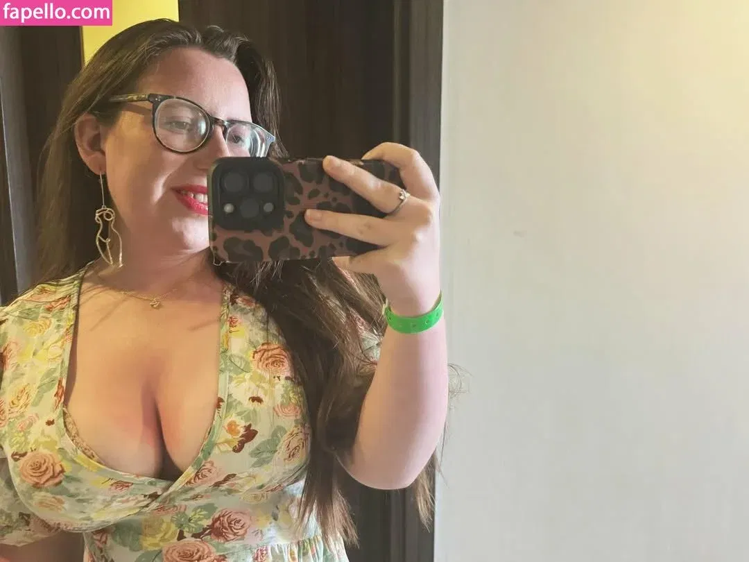 Tamzinisanerd Onlyfans Photo Gallery 