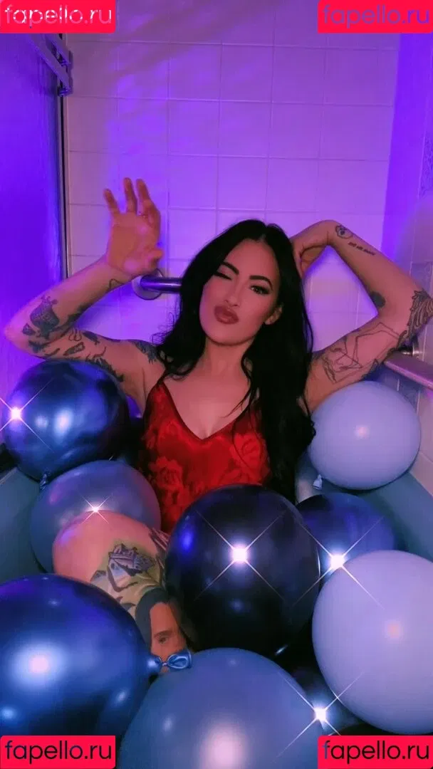 alexstitchins Onlyfans Photo Gallery 