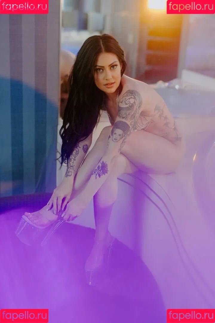 alexstitchins Onlyfans Photo Gallery 