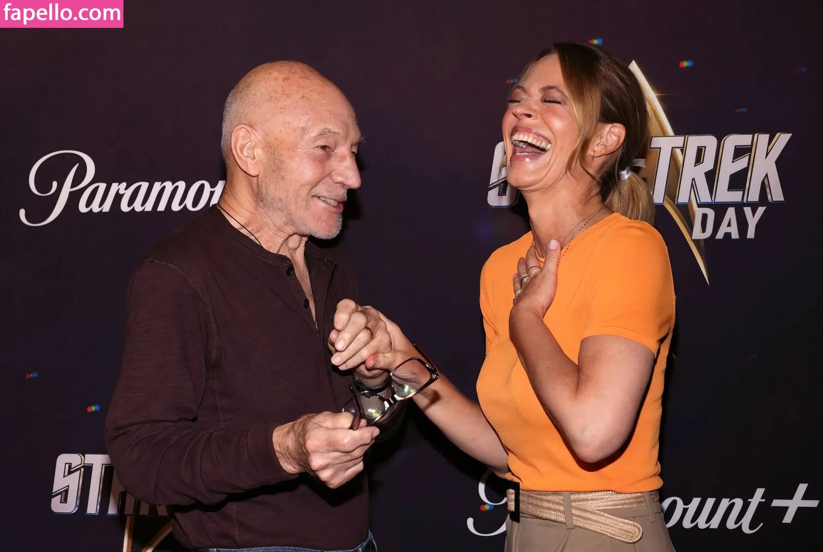 JURI 新宿クリスタル Onlyfans Photo Gallery 