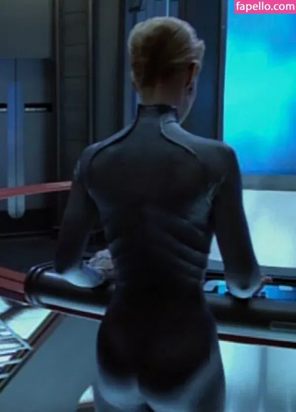 JURI 新宿クリスタル Onlyfans Photo Gallery 