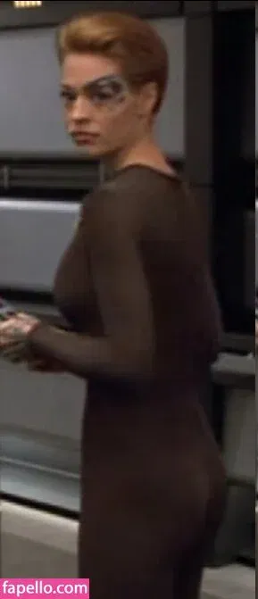 JURI 新宿クリスタル Onlyfans Photo Gallery 