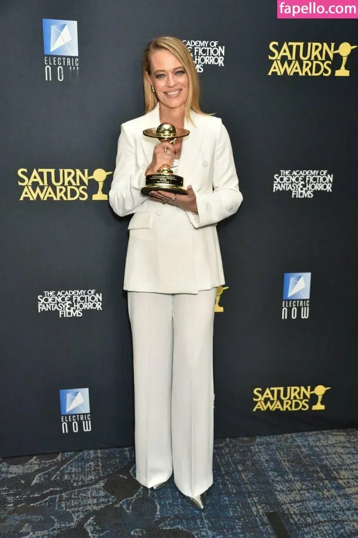 JURI 新宿クリスタル Onlyfans Photo Gallery 